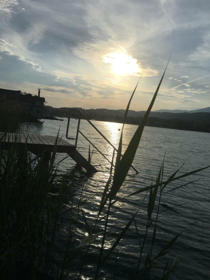 韦伯简易别墅 沃尔特湖畔韦尔登 外观 照片